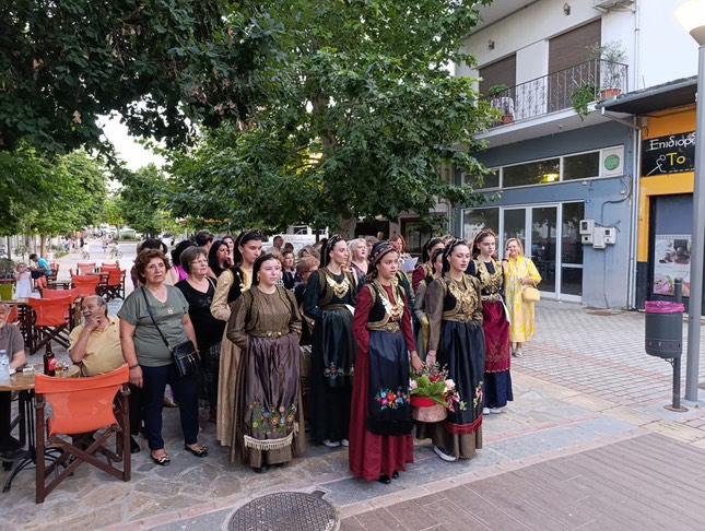 Το Έθιμο του Κλήδονα στο Βελεστίνο