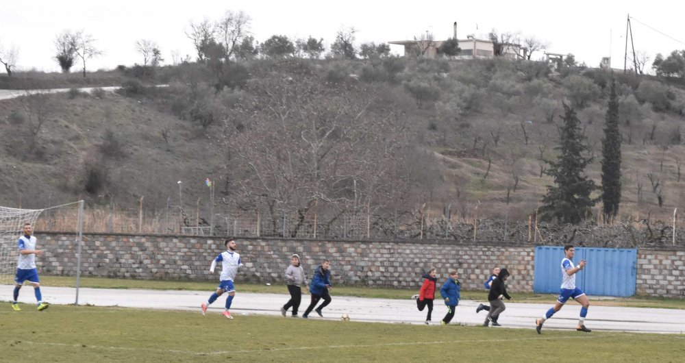 Ρήγας Φεραίος - Σαρακηνός 2-0 