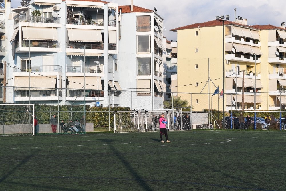 Αγία Άννα - Ρήγας Φεραίος 2-5 