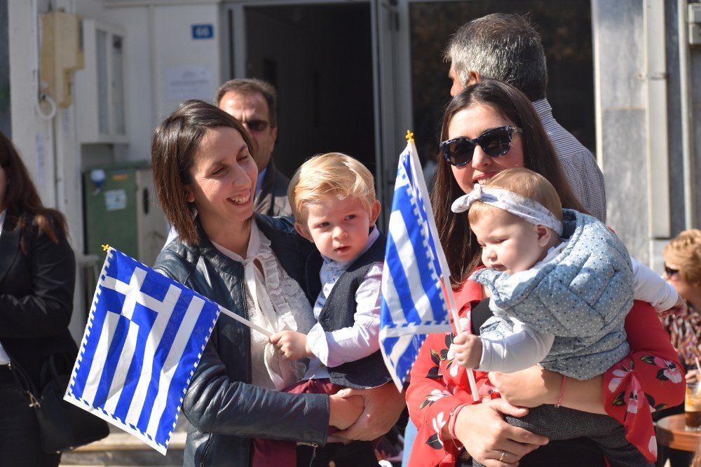 Η Παρέλαση για την 28η Οκτωβρίου στο Βελεστίνο