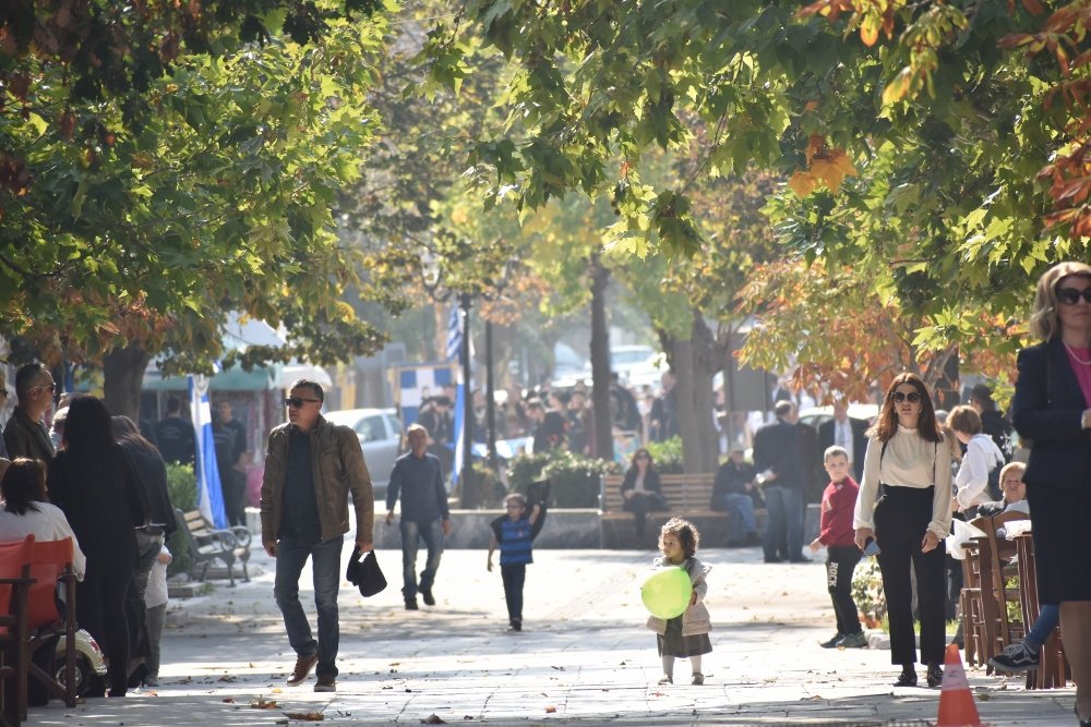 Η Παρέλαση για την 28η Οκτωβρίου στο Βελεστίνο