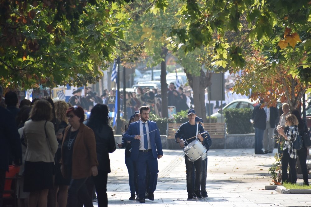 Η Παρέλαση για την 28η Οκτωβρίου στο Βελεστίνο