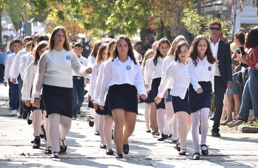 Η Παρέλαση για την 28η Οκτωβρίου στο Βελεστίνο