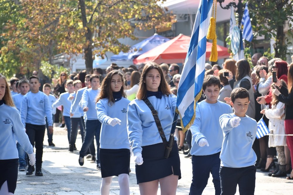 Η Παρέλαση για την 28η Οκτωβρίου στο Βελεστίνο