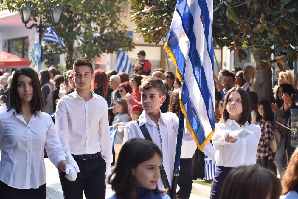 Η Παρέλαση για την 28η Οκτωβρίου στο Βελεστίνο