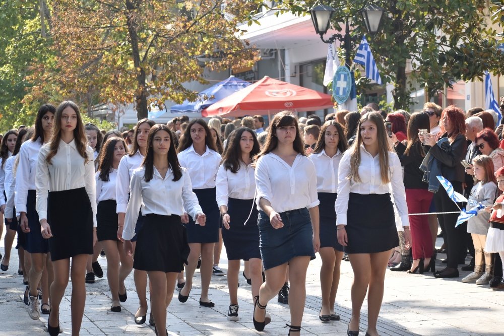 Η Παρέλαση για την 28η Οκτωβρίου στο Βελεστίνο