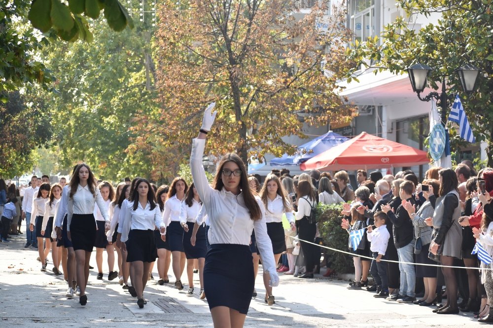 Η Παρέλαση για την 28η Οκτωβρίου στο Βελεστίνο