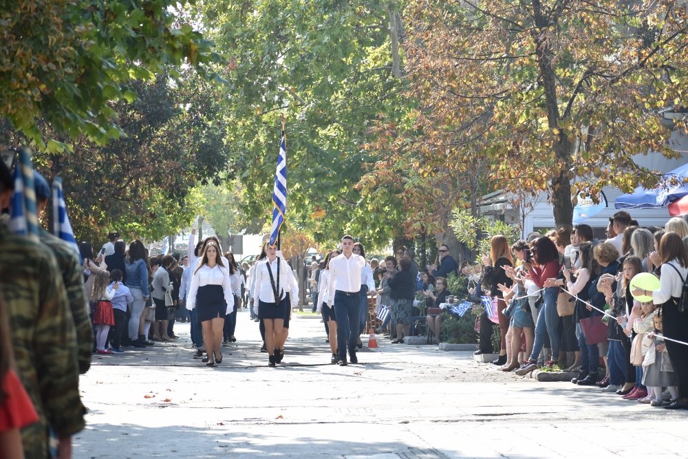 Η Παρέλαση για την 28η Οκτωβρίου στο Βελεστίνο