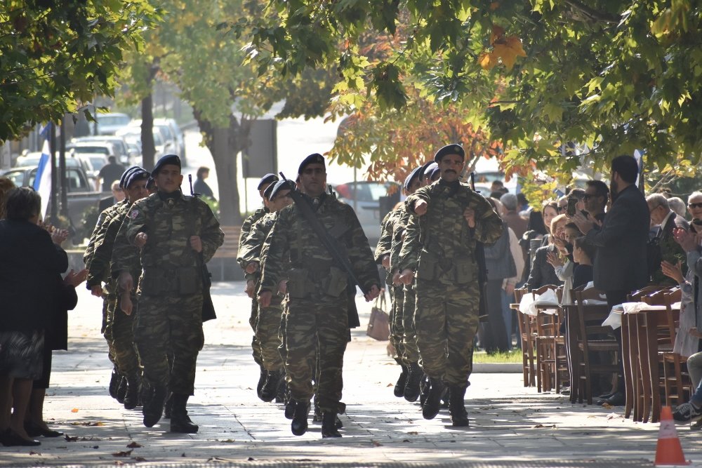 Η Παρέλαση για την 28η Οκτωβρίου στο Βελεστίνο