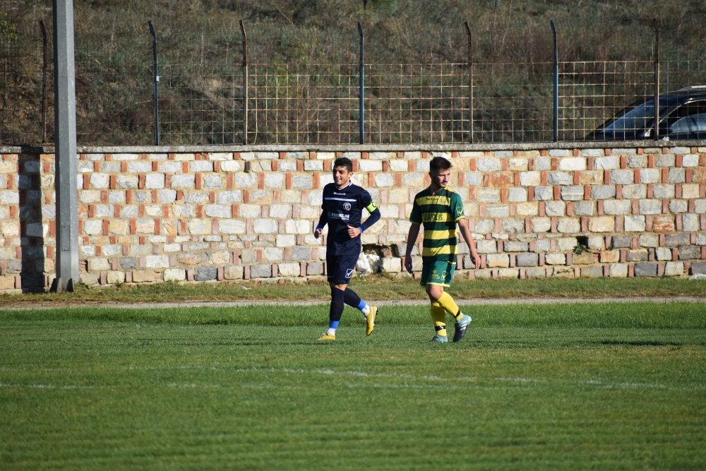 Ρήγας Φεραίος - Δάφνη 6-1