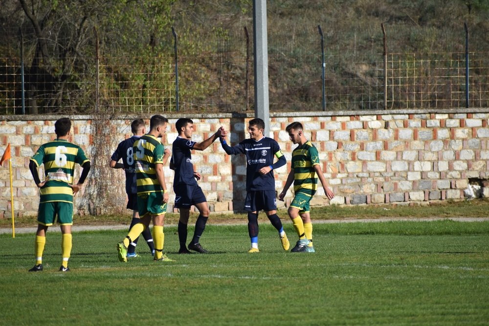 Ρήγας Φεραίος - Δάφνη 6-1