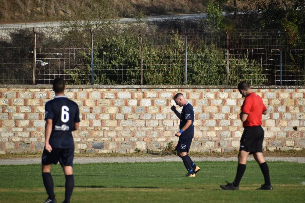 Ρήγας Φεραίος - Δάφνη 6-1