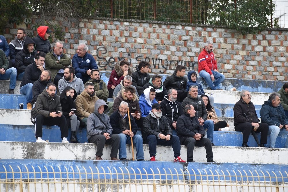 Ρήγας Φεραίος - Δήμητρα Ευξεινούπολης 2-2