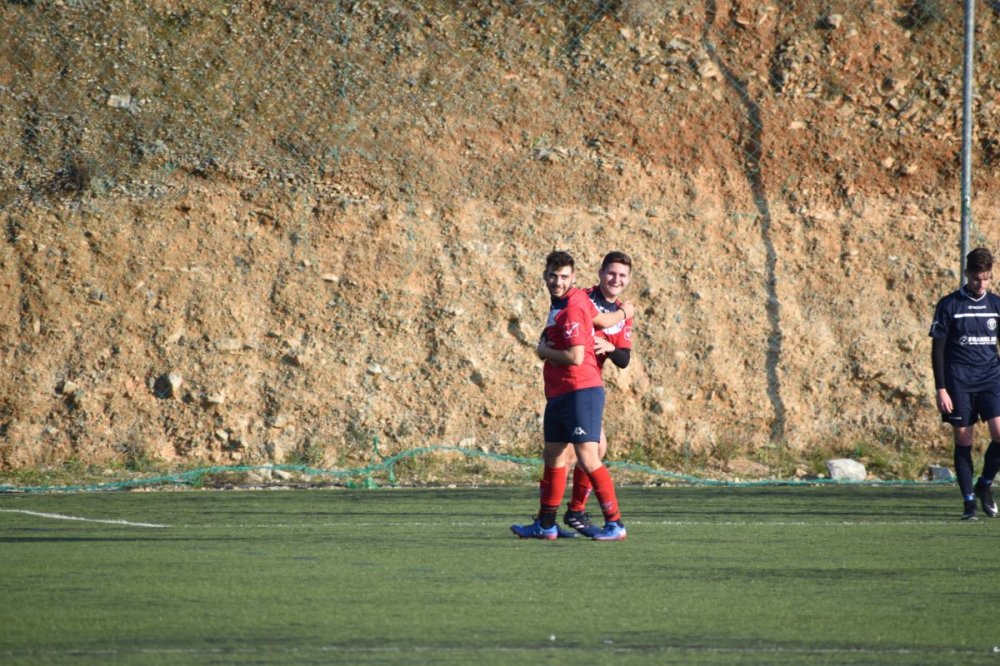 Αγία Παρασκευή - Ρήγας Φεραίος 1-5