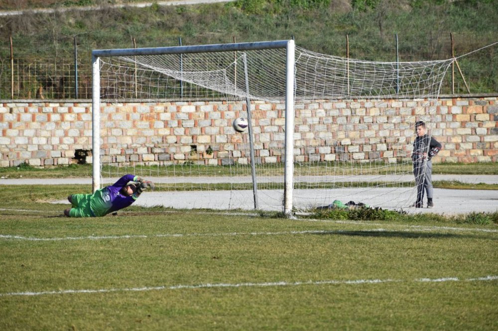 Ρήγας Φεραίος - Πύρασος 5-1