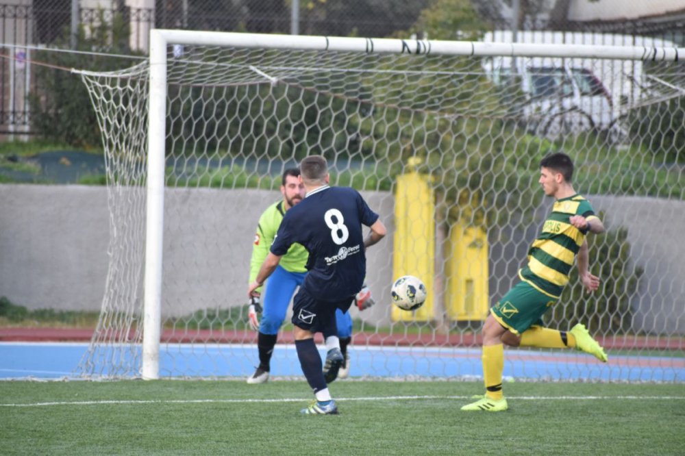 Δάφνη - Ρήγας 0-2