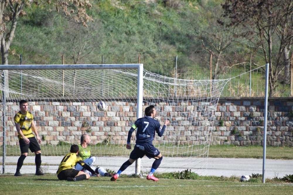 Ρήγας Φεραίος - Αίας Σούρπης 1-1