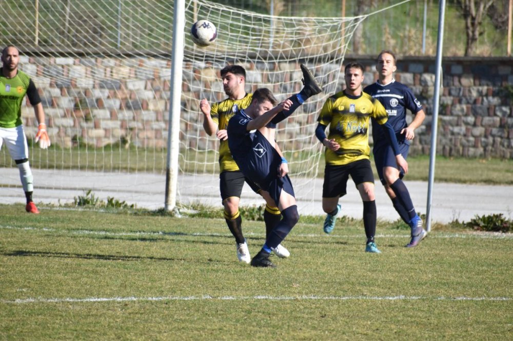 Ρήγας Φεραίος - Αίας Σούρπης 1-1