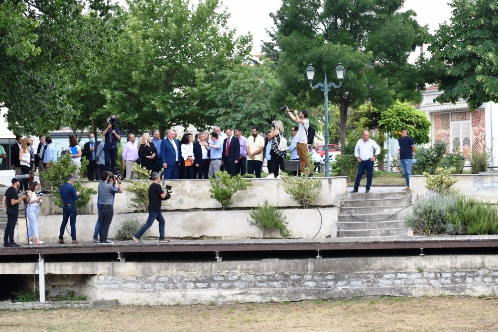 Η επίσκεψη της Γιάννας Αγγελοπούλου - Δασκαλάκη στο Βελεστίνο