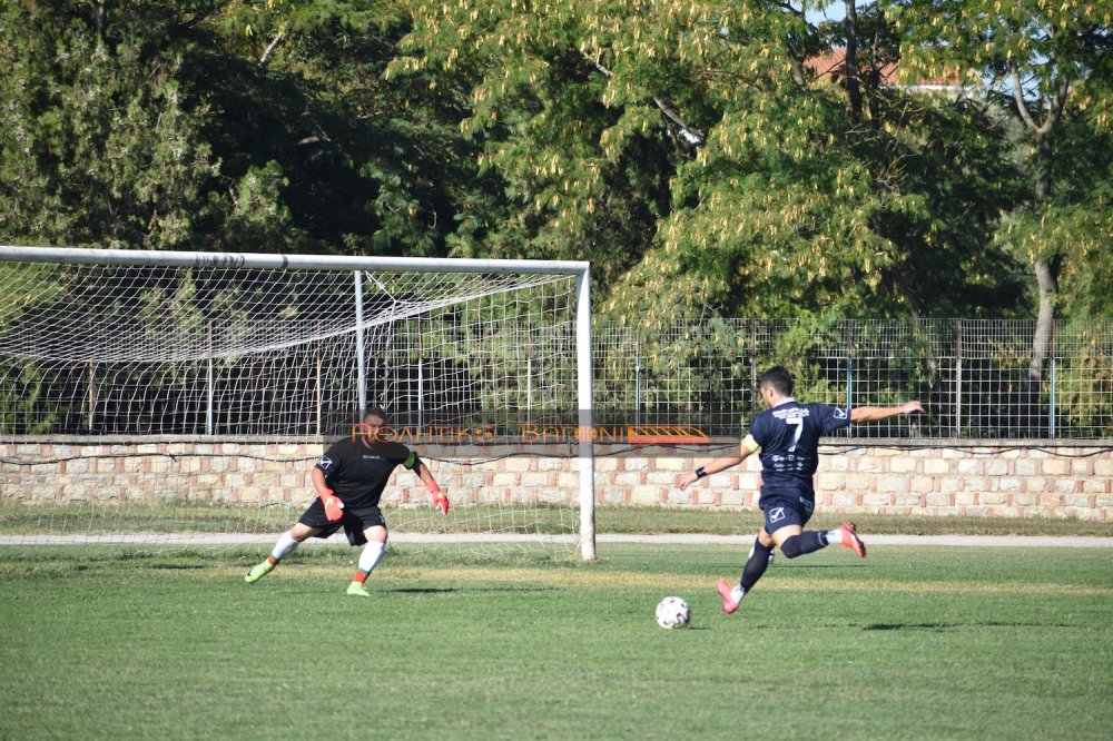 Ρήγας Φεραίος - Σαρακηνός 3-0 (φιλικό)