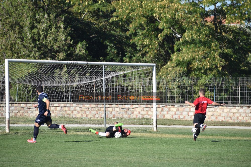 Ρήγας Φεραίος - Σαρακηνός 3-0 (φιλικό)