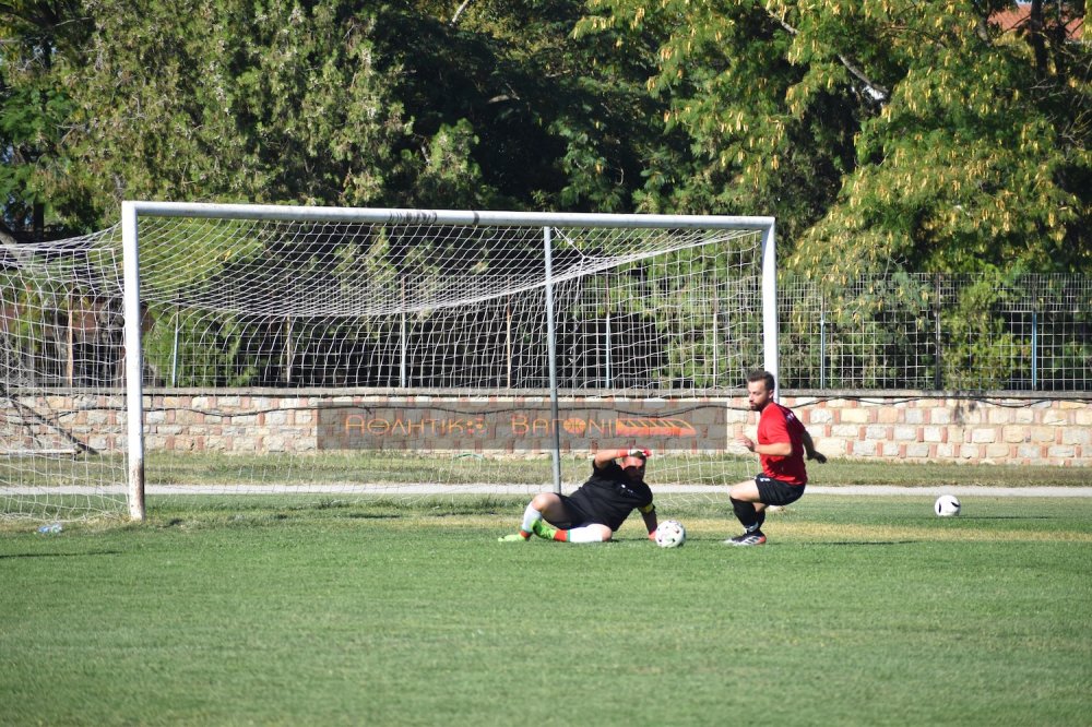 Ρήγας Φεραίος - Σαρακηνός 3-0 (φιλικό)