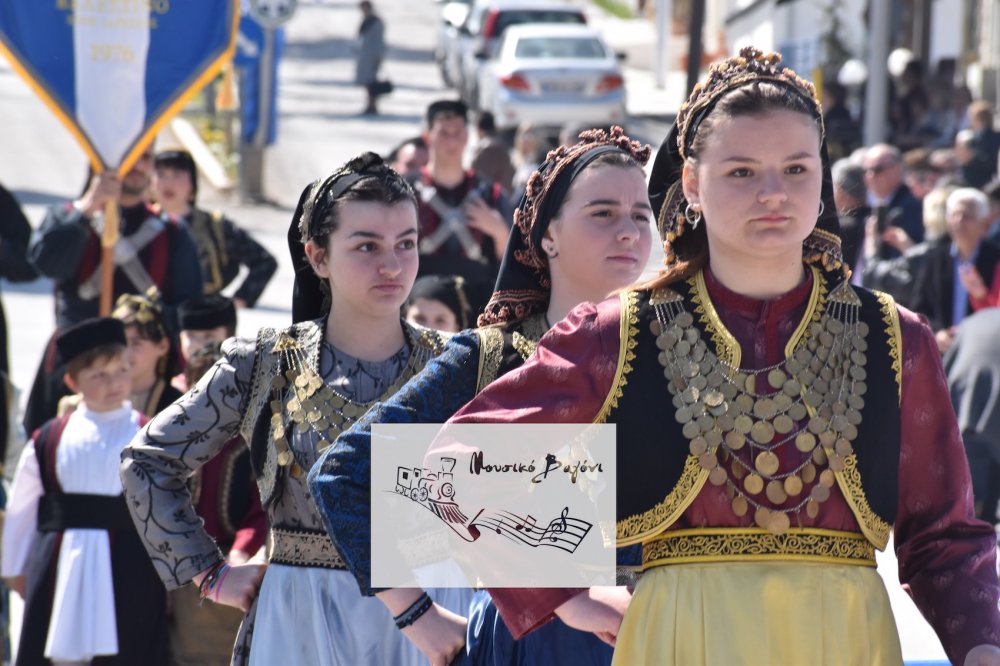 Φωτορεπορτάζ από την παρέλαση του Βελεστίνου