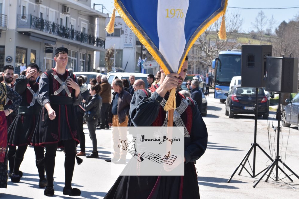 Φωτορεπορτάζ από την παρέλαση του Βελεστίνου