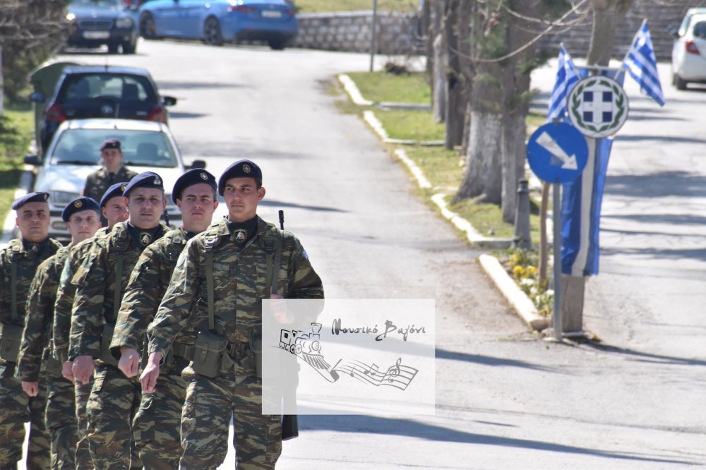 Φωτορεπορτάζ από την παρέλαση του Βελεστίνου