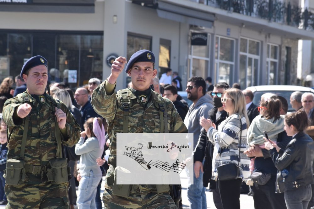 Φωτορεπορτάζ από την παρέλαση του Βελεστίνου