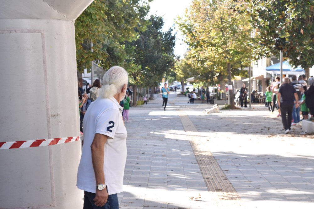 Φωτορεπορτάζ από τον Ρήγειο Δρόμο - Α` Μέρος