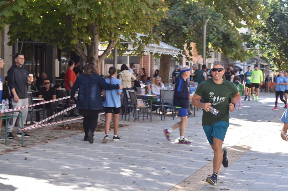 Φωτορεπορτάζ από τον Ρήγειο Δρόμο - Α` Μέρος