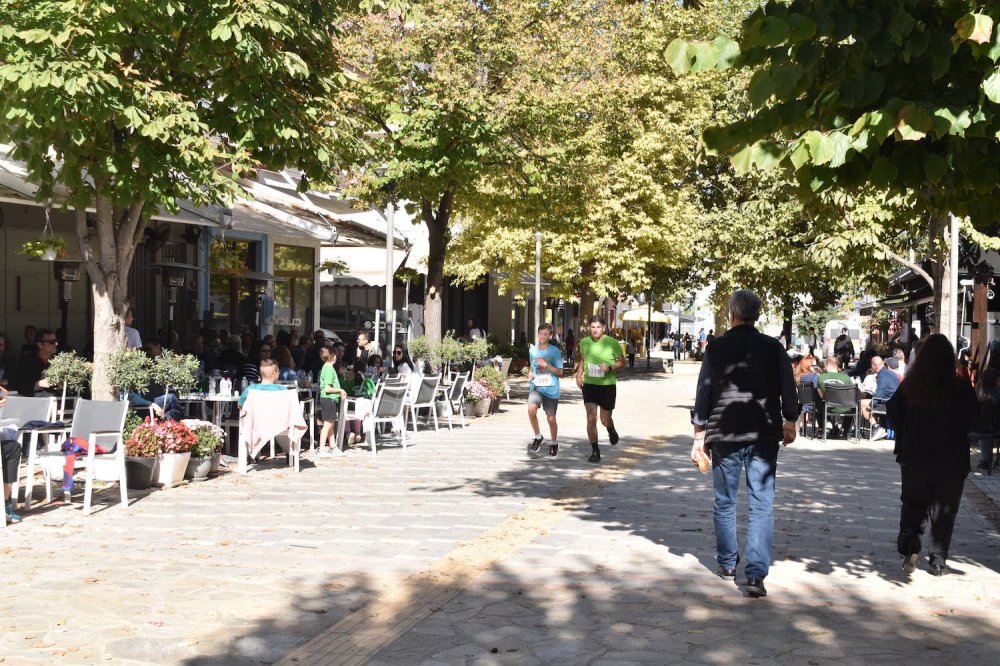 Φωτορεπορτάζ από τον Ρήγειο Δρόμο - Β` Μέρος