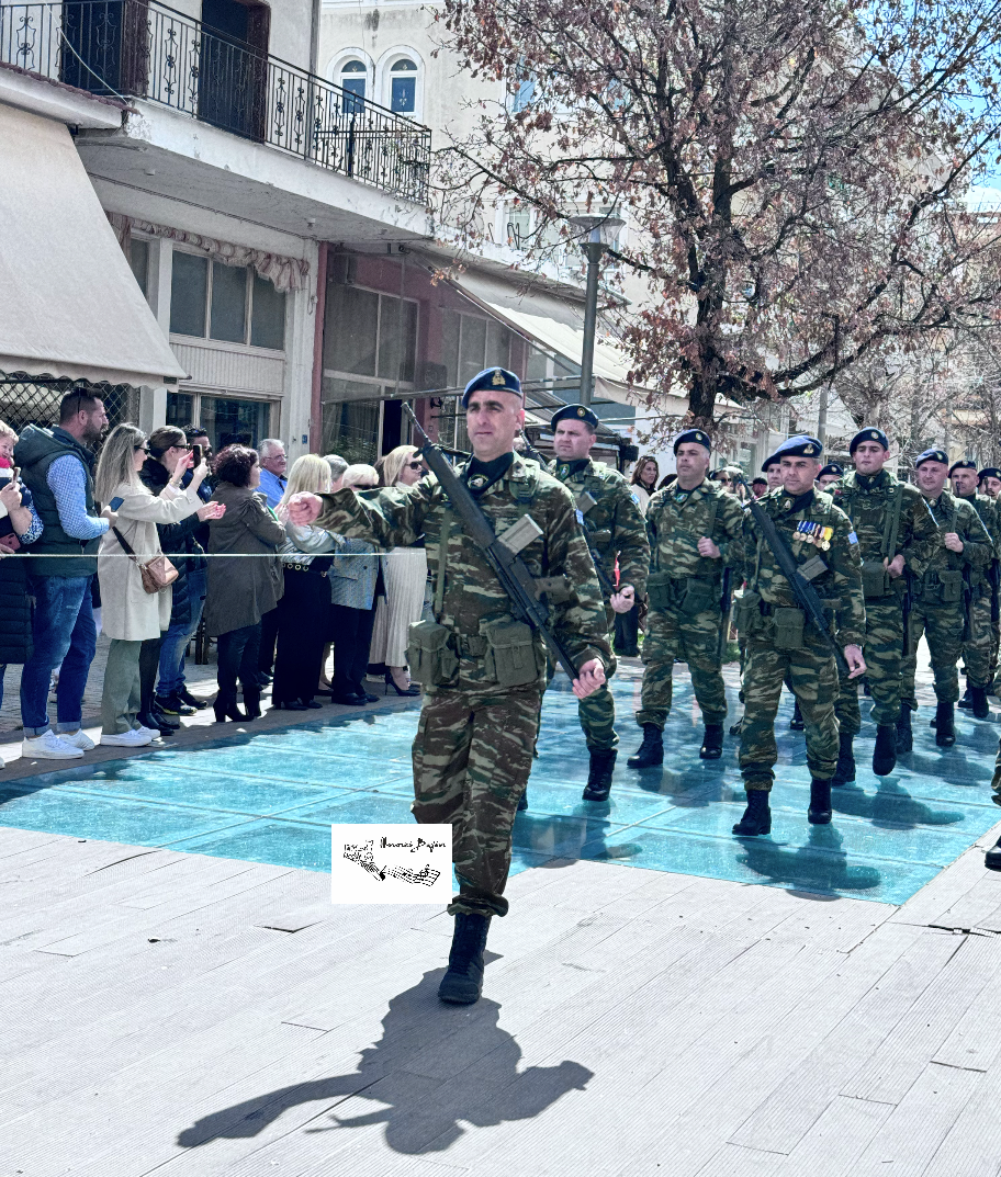 Εικόνες από την παρέλαση της 25ης Μαρτίου στο Βελεστίνο