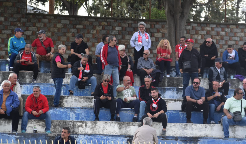 Φωτοτεπορτάζ κερκίδας