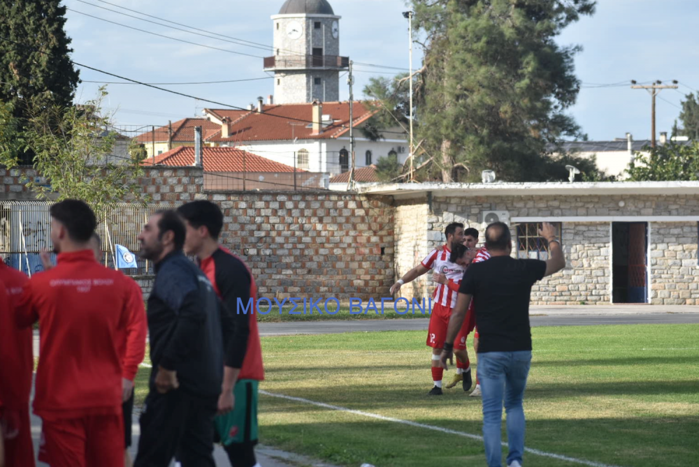 Ρήγας Φεραίος - Ολυμπιακός Βόλου σε εικόνες
