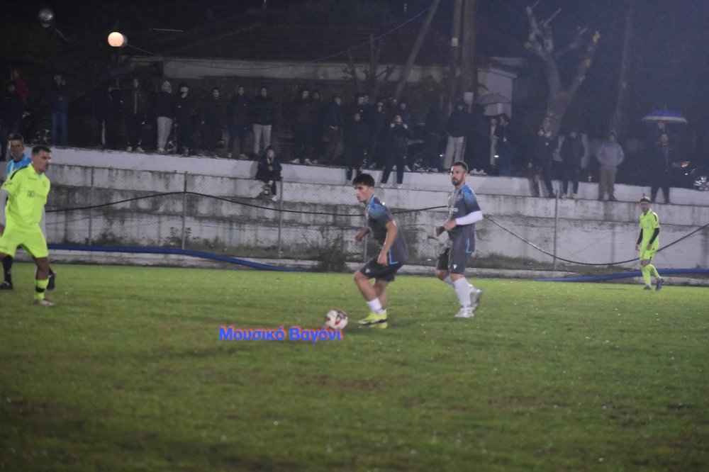 Ρήγας - Σκιάθος σε εικόνες