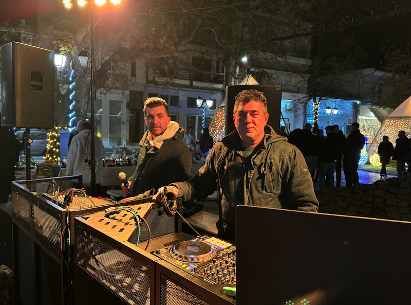 Εικόνες από την έναρξη των Χριστουγεννιάτικων Εκδηλώσεων στο Βελεστίνο