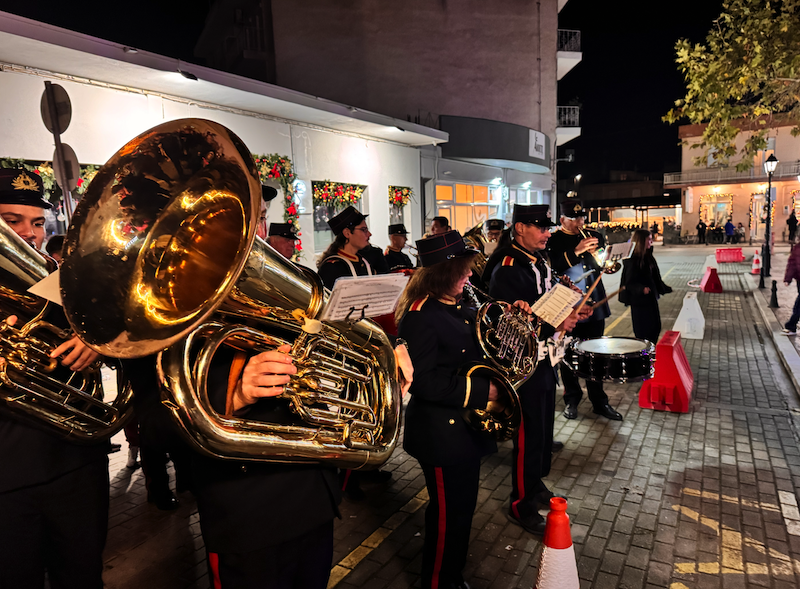 Εικόνες από την έναρξη των Χριστουγεννιάτικων Εκδηλώσεων στο Βελεστίνο