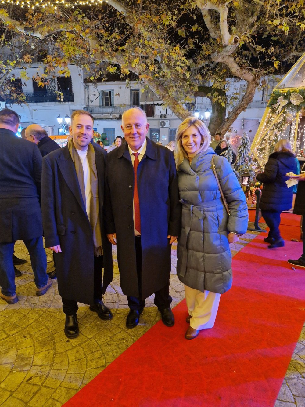 Εικόνες από την έναρξη των Χριστουγεννιάτικων Εκδηλώσεων στο Βελεστίνο