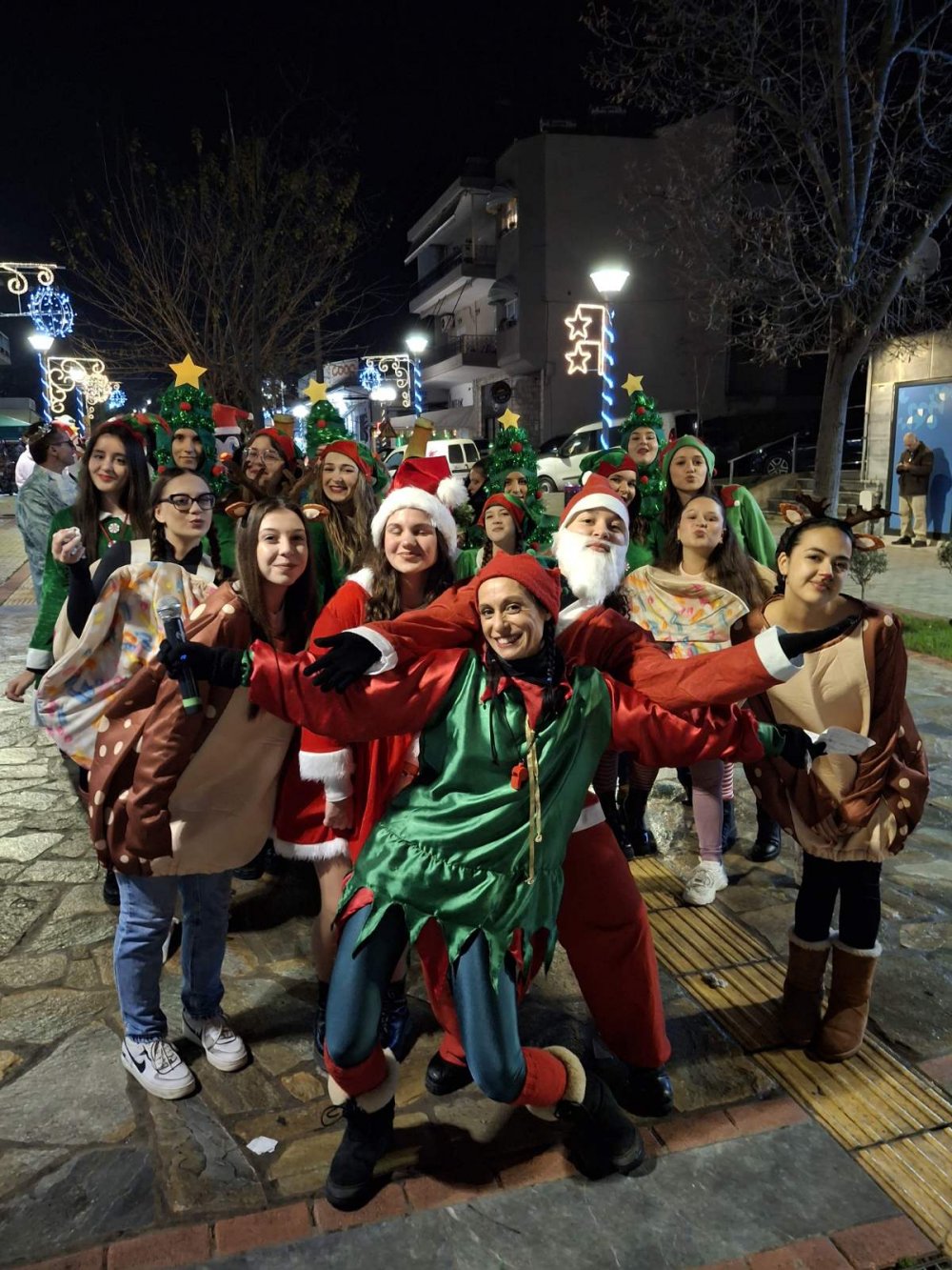 Εικόνες από την Χριστουγεννιάτικη Παρέλαση στο Βελεστίνο