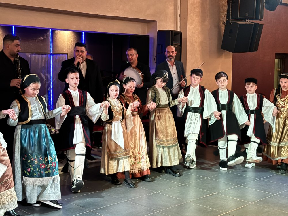 Φωτογραφίες από τα χορευτικά