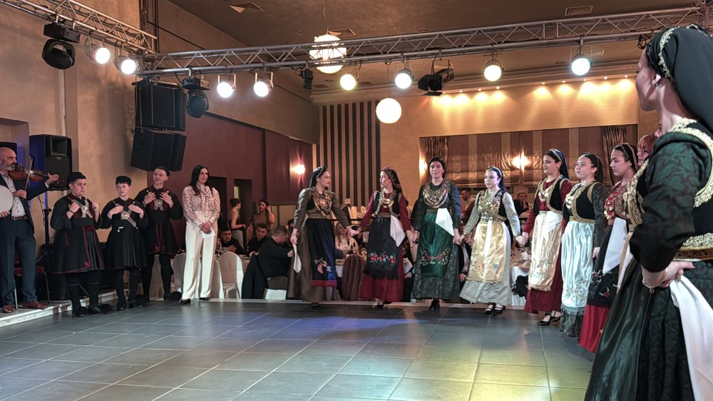 Φωτογραφίες από τα χορευτικά