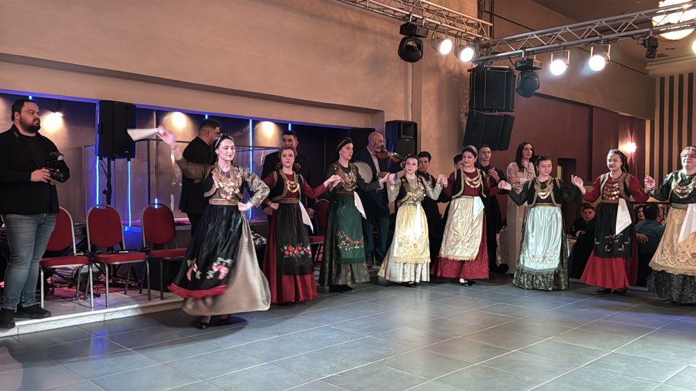 Φωτογραφίες από τα χορευτικά