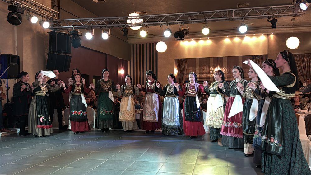 Φωτογραφίες από τα χορευτικά