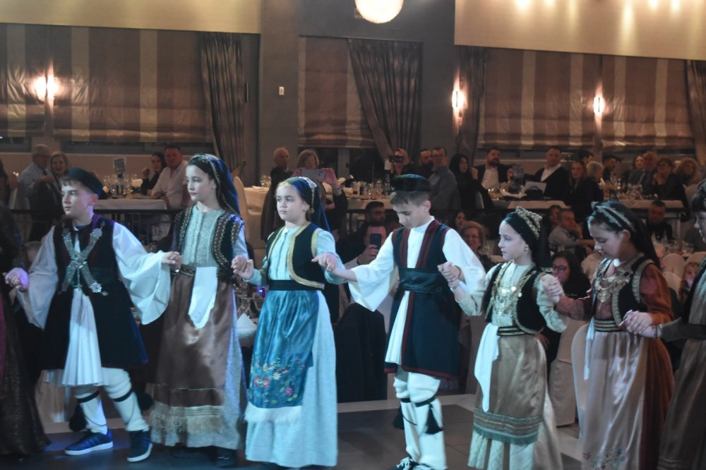 Φωτογραφίες από τα χορευτικά