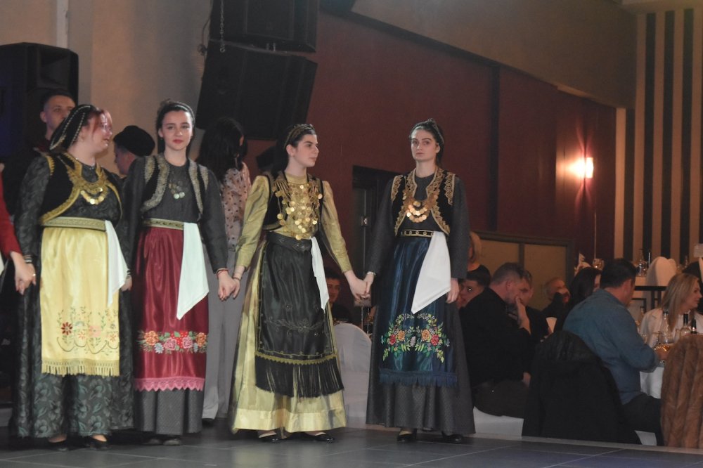 Φωτογραφίες από τα χορευτικά