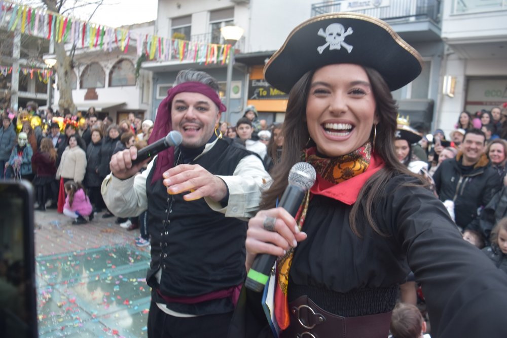 Εικόνες από το Καρναβάλι Βελεστίνου!