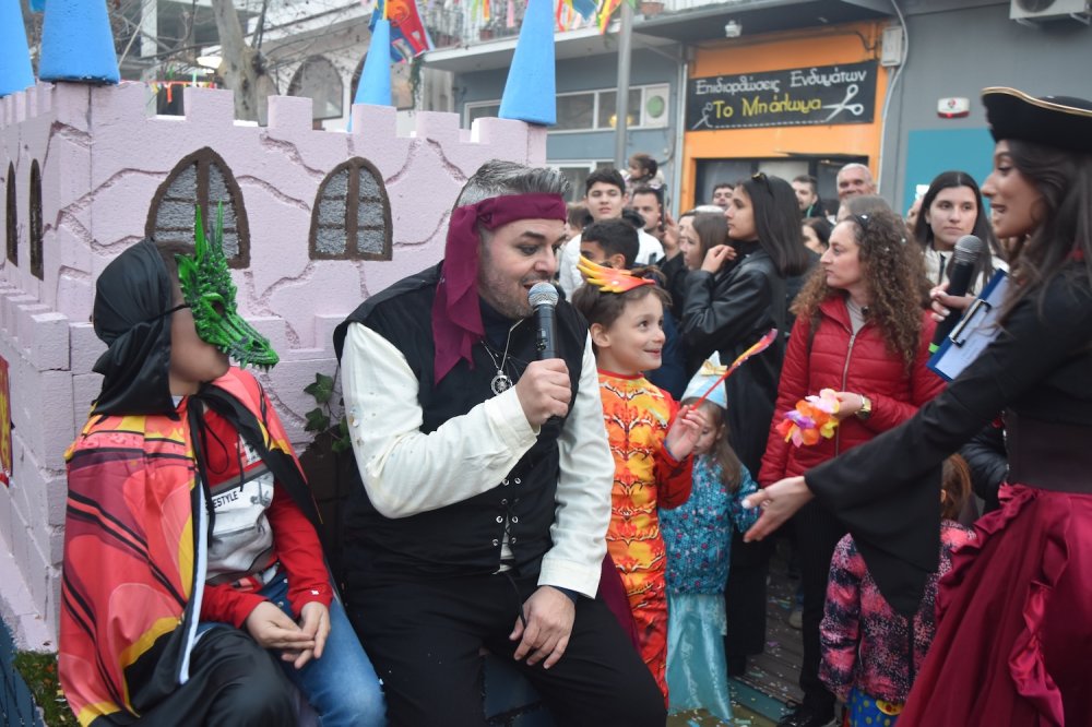 Εικόνες από το Καρναβάλι Βελεστίνου!