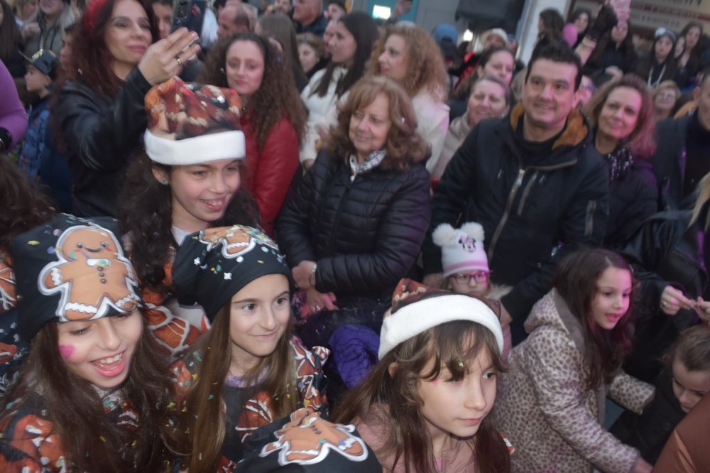 Εικόνες από το Καρναβάλι Βελεστίνου!